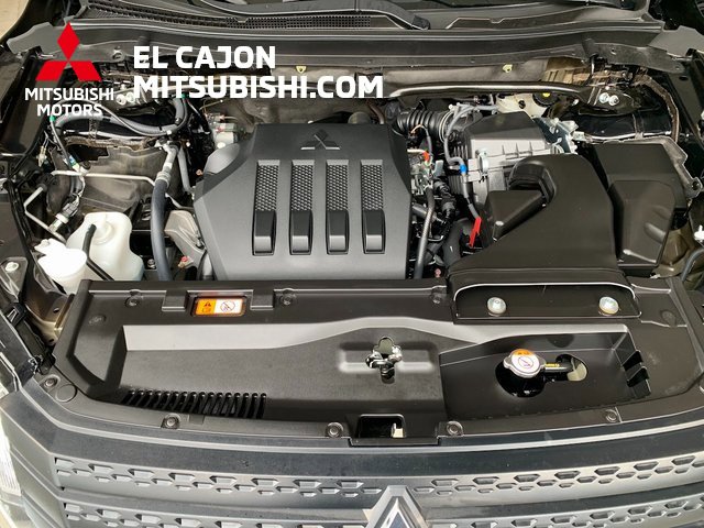 Vehicle image 20 of 22