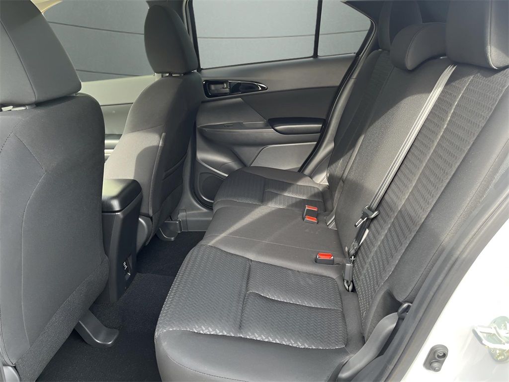Vehicle image 5 of 25