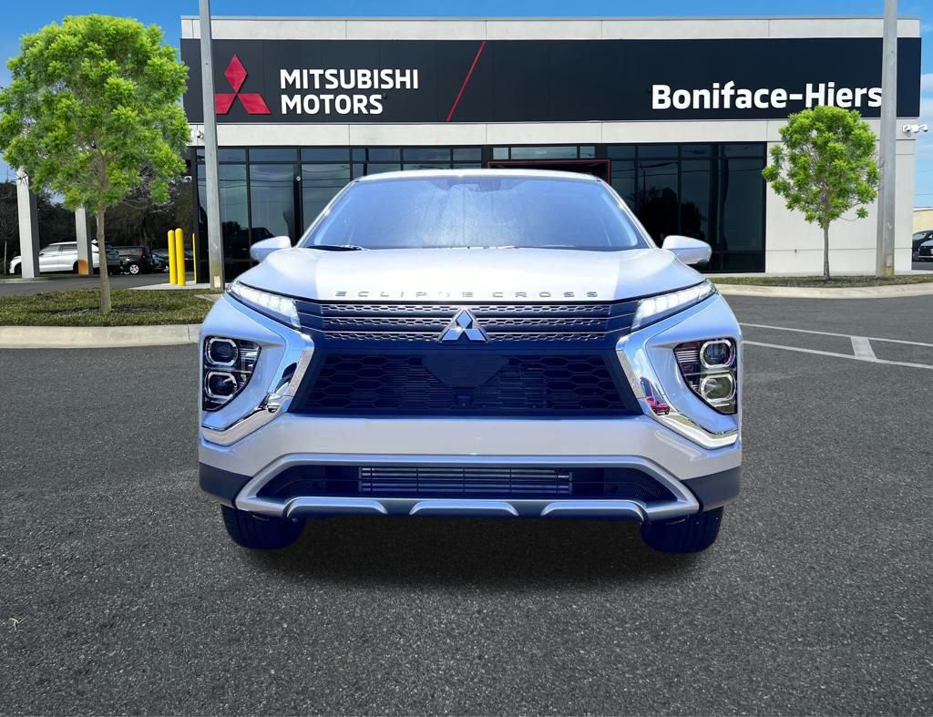 2024 Mitsubishi Eclipse Cross SE Image 3 of 17