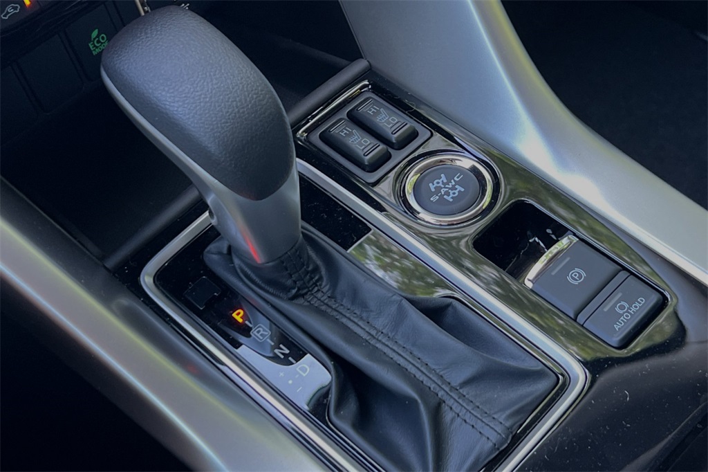 Vehicle image 24 of 29