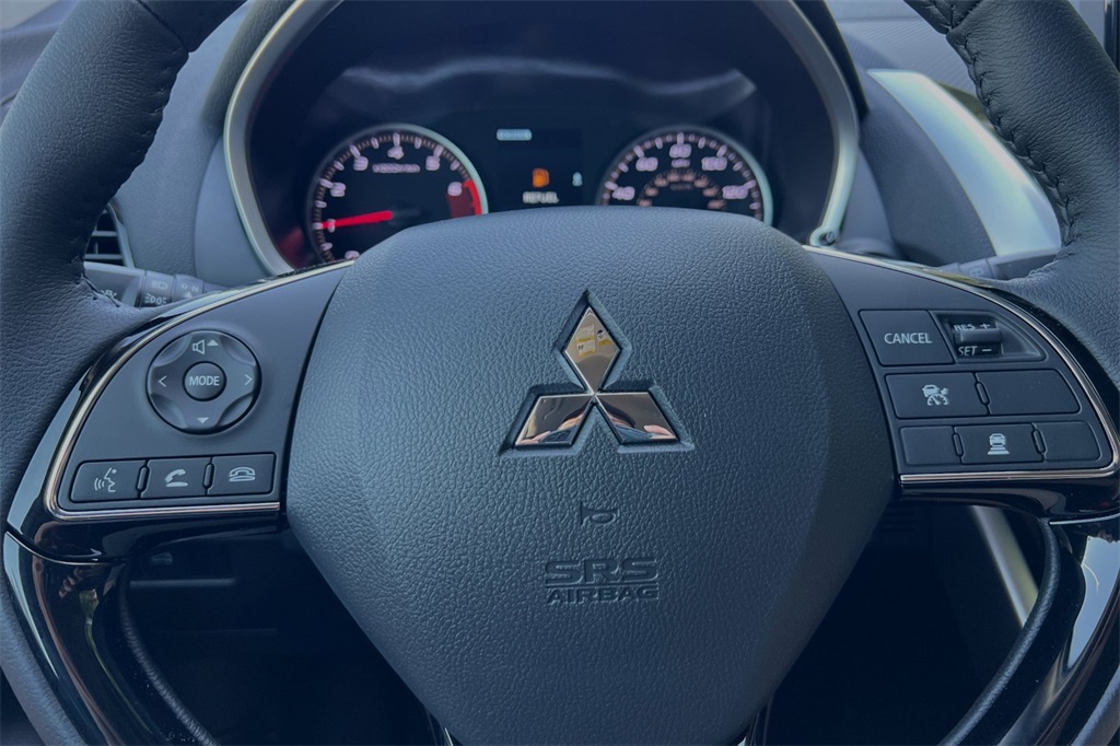 Vehicle image 26 of 29