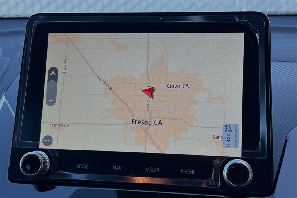 Vehicle image 21 of 29