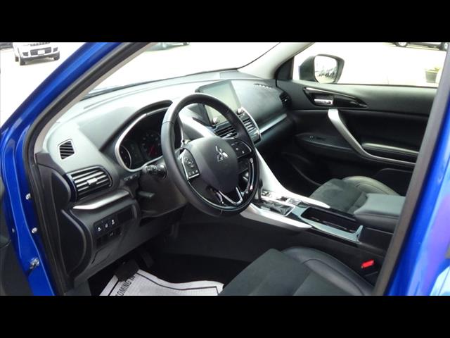 Vehicle image 17 of 35