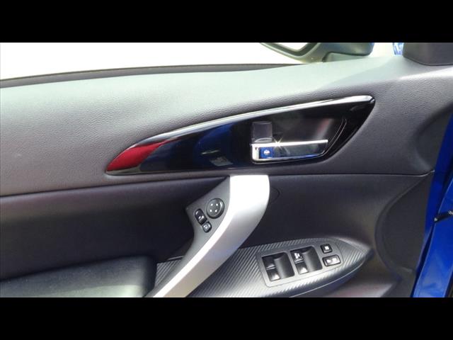 Vehicle image 18 of 35