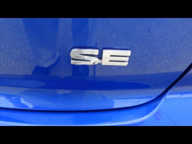 Vehicle image 11 of 35