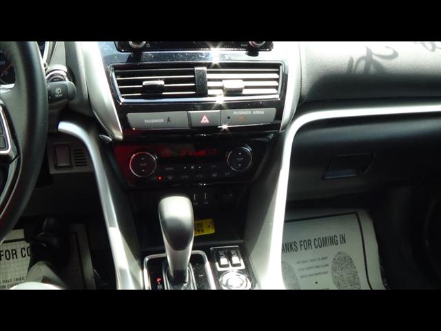 Vehicle image 29 of 35