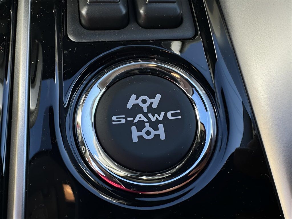 Vehicle image 24 of 25