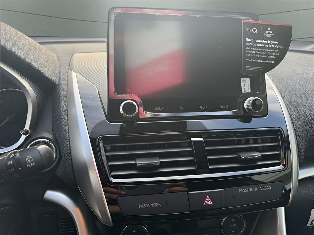 Vehicle image 11 of 25