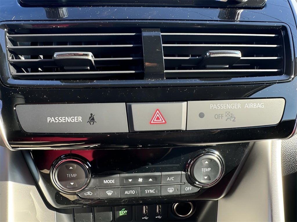 Vehicle image 12 of 25