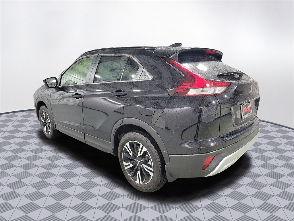 2024 Mitsubishi Eclipse Cross SE Image 6 of 32