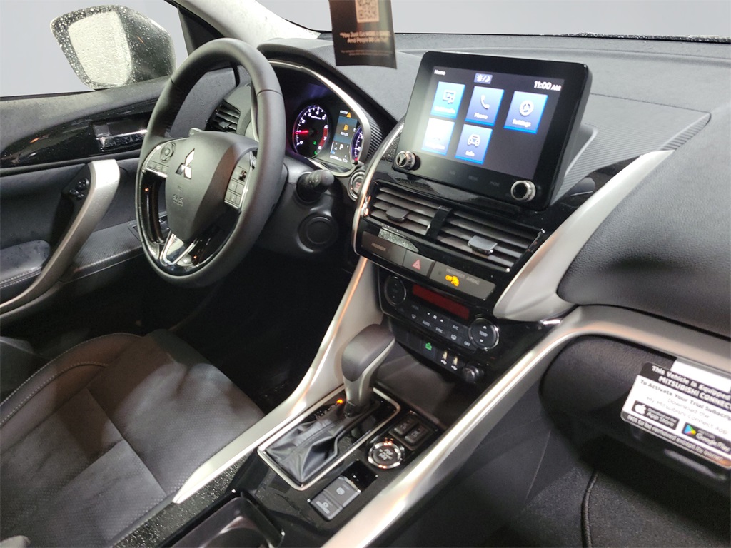 2024 Mitsubishi Eclipse Cross SE Image 17 of 32