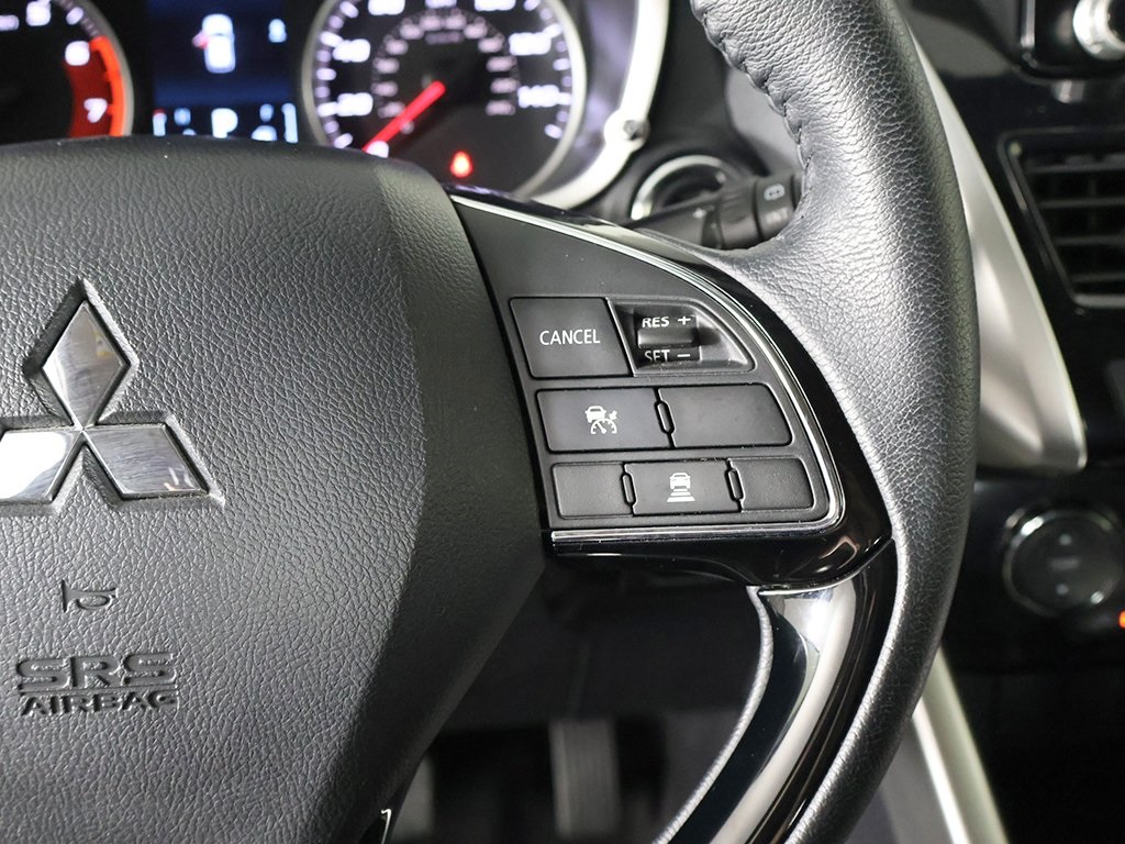 Vehicle image 43 of 52