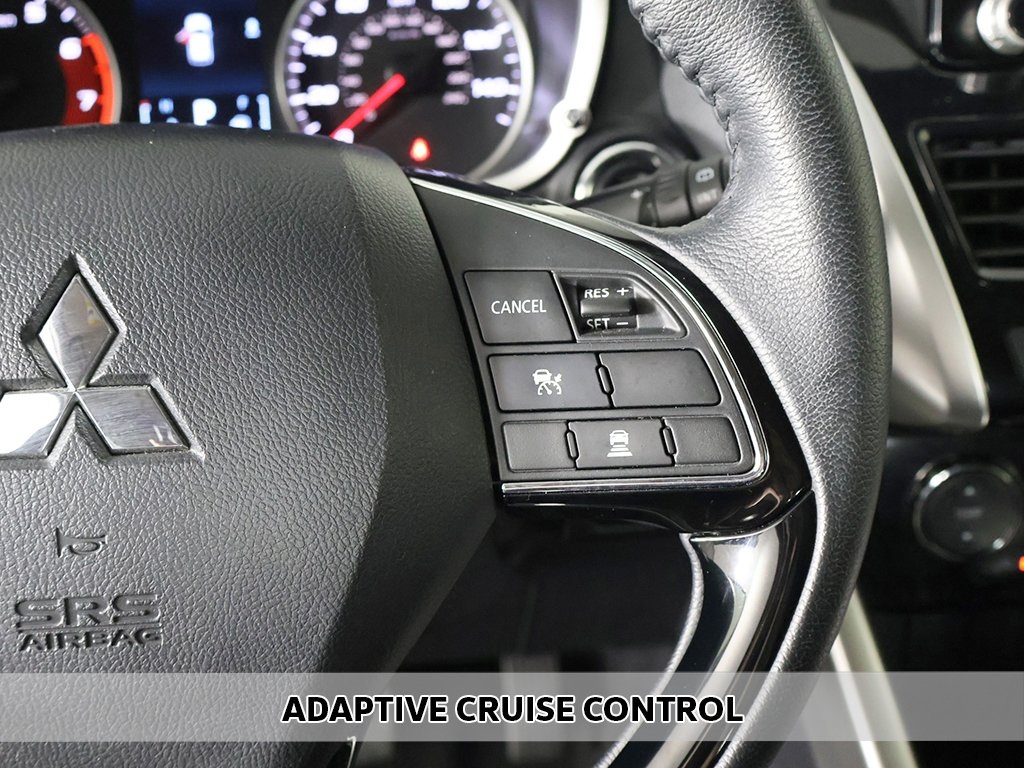 Vehicle image 46 of 52