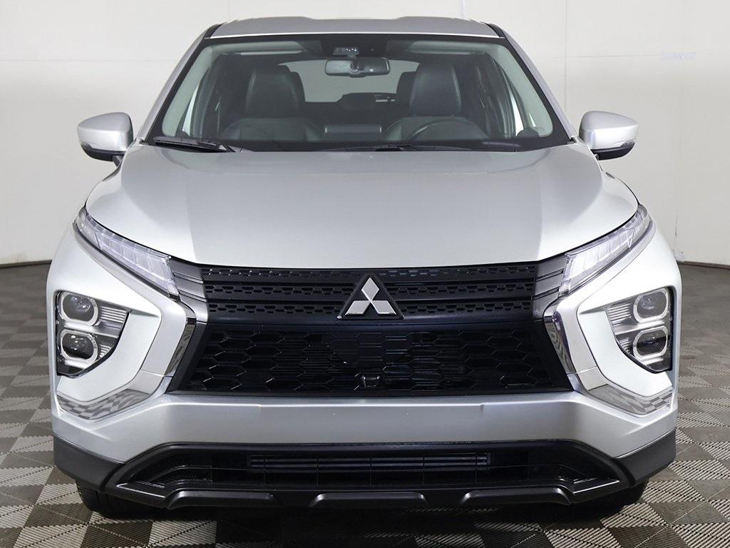 Vehicle image 2 of 52