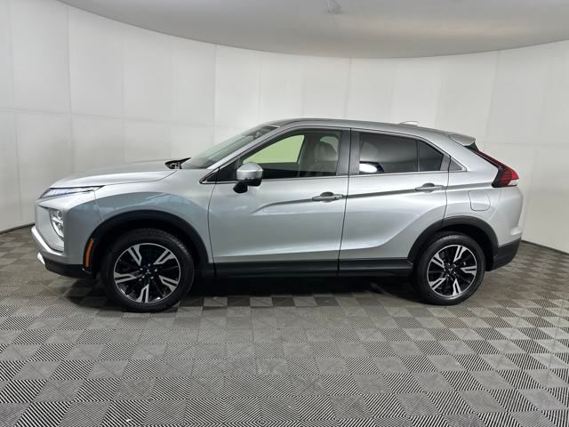 Vehicle image 8 of 27