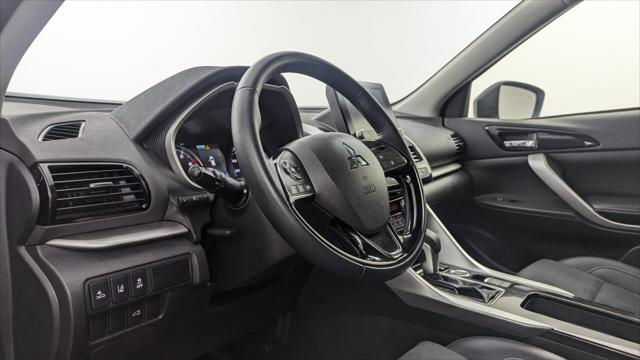 Vehicle image 24 of 37