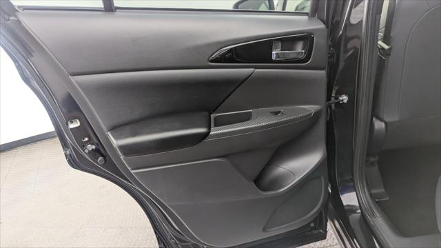 Vehicle image 16 of 37