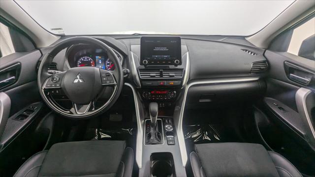 Vehicle image 25 of 37