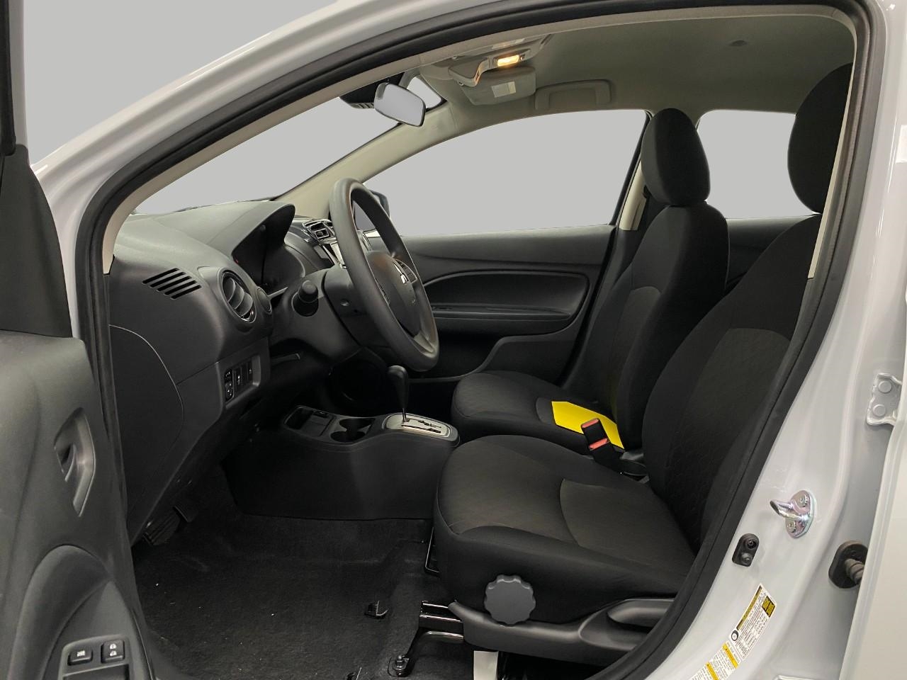 2024 Mitsubishi Mirage ES Image 23 of 26