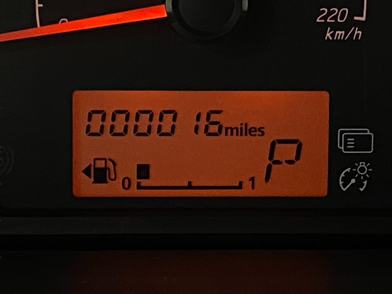 2024 Mitsubishi Mirage ES Image 17 of 27