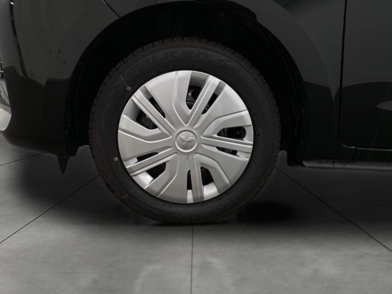 2024 Mitsubishi Mirage ES Image 11 of 27