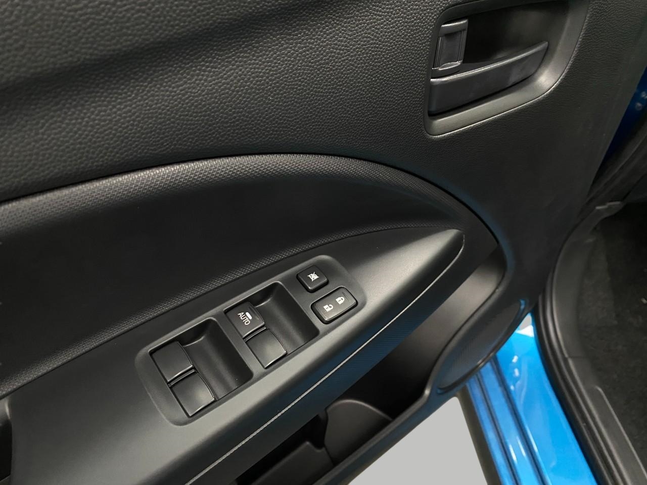 Vehicle image 25 of 27