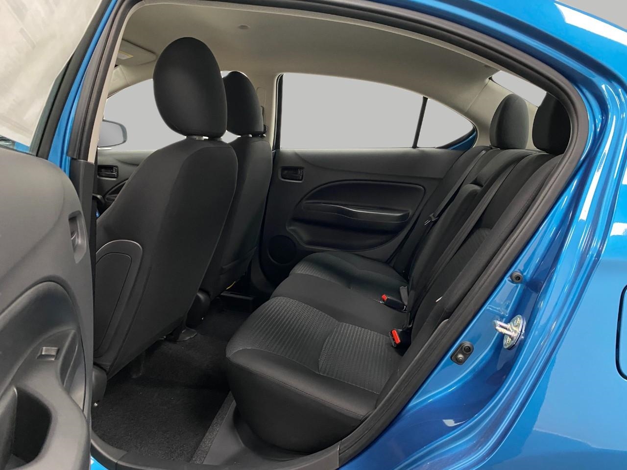 Vehicle image 23 of 27