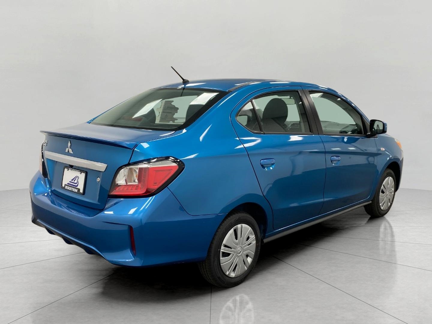 Vehicle image 4 of 27