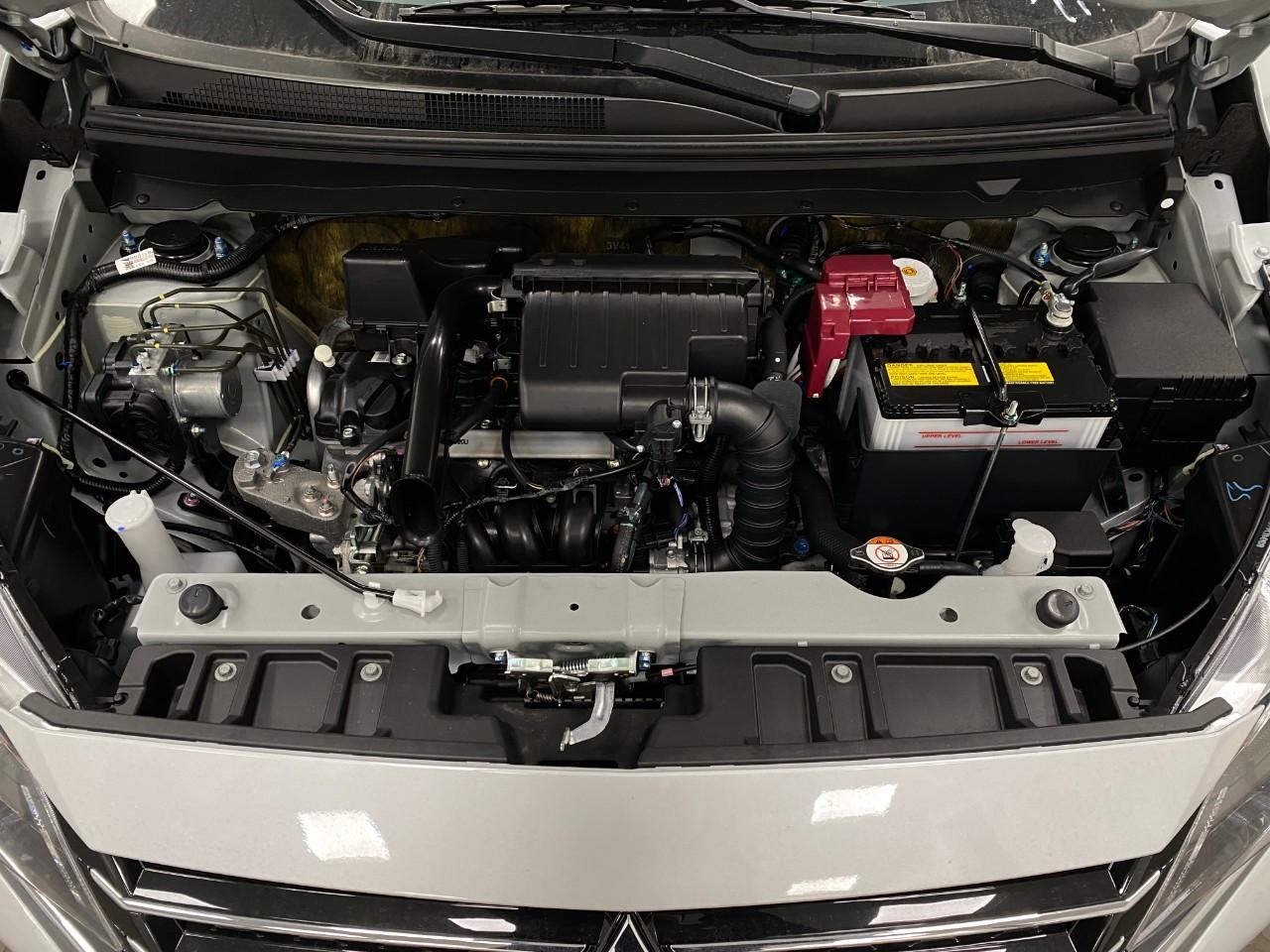 Vehicle image 8 of 25