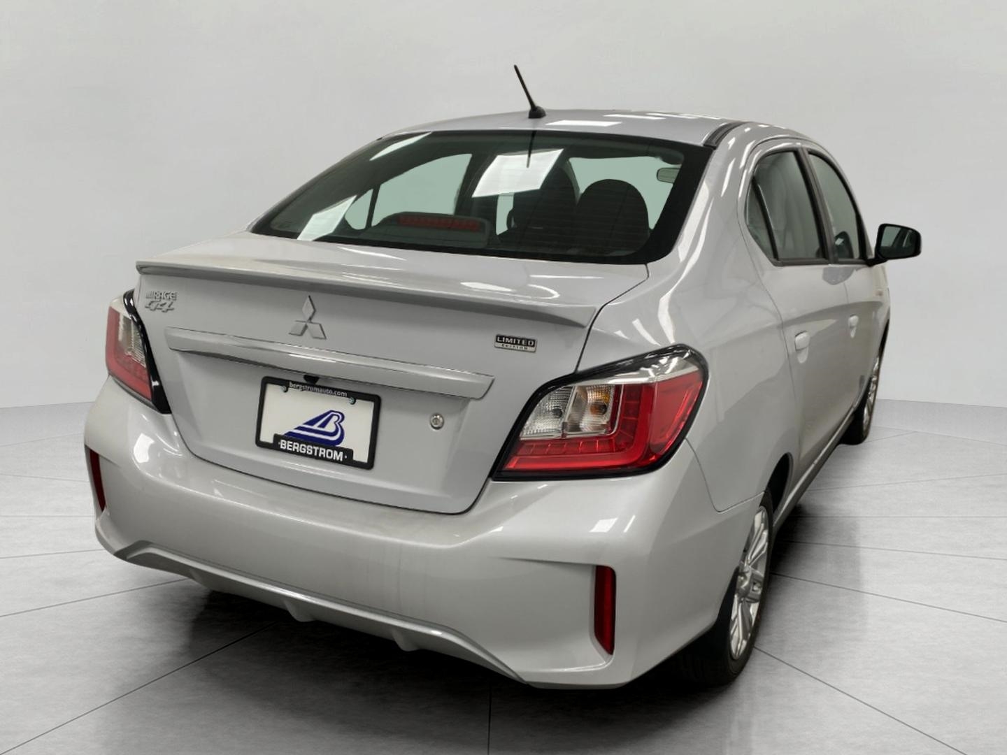 Vehicle image 19 of 25