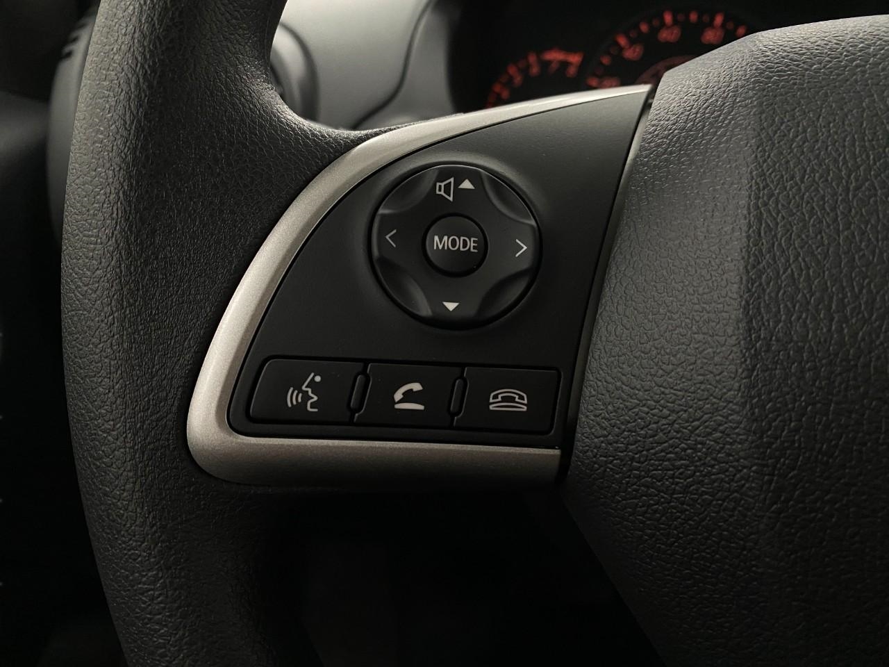 Vehicle image 15 of 27