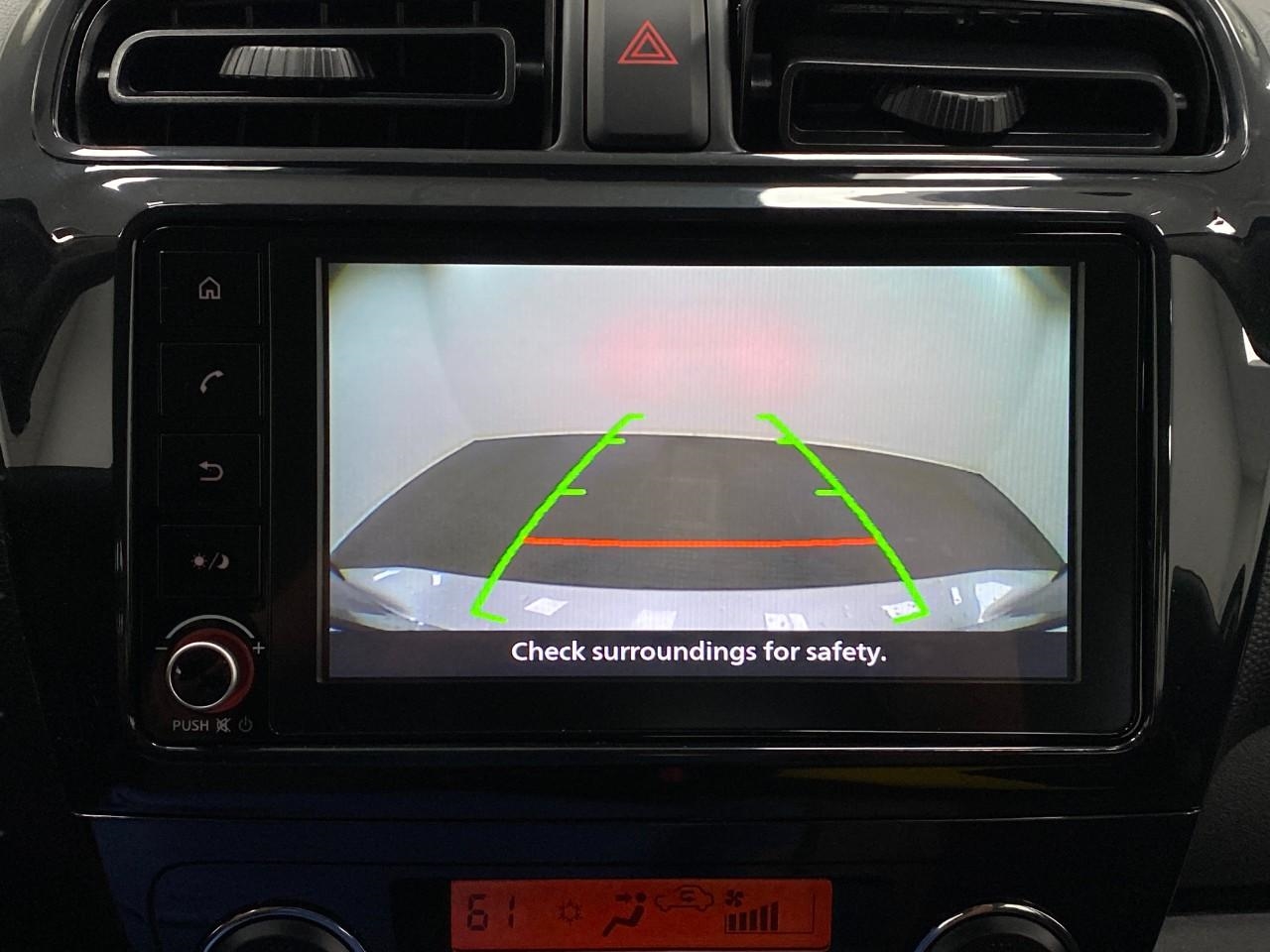Vehicle image 21 of 27