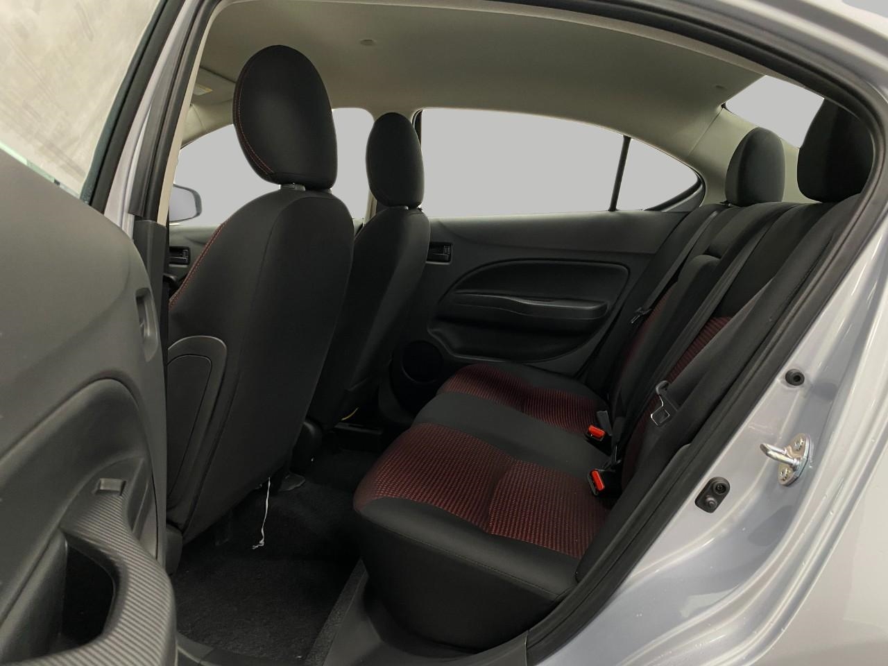 Vehicle image 23 of 27