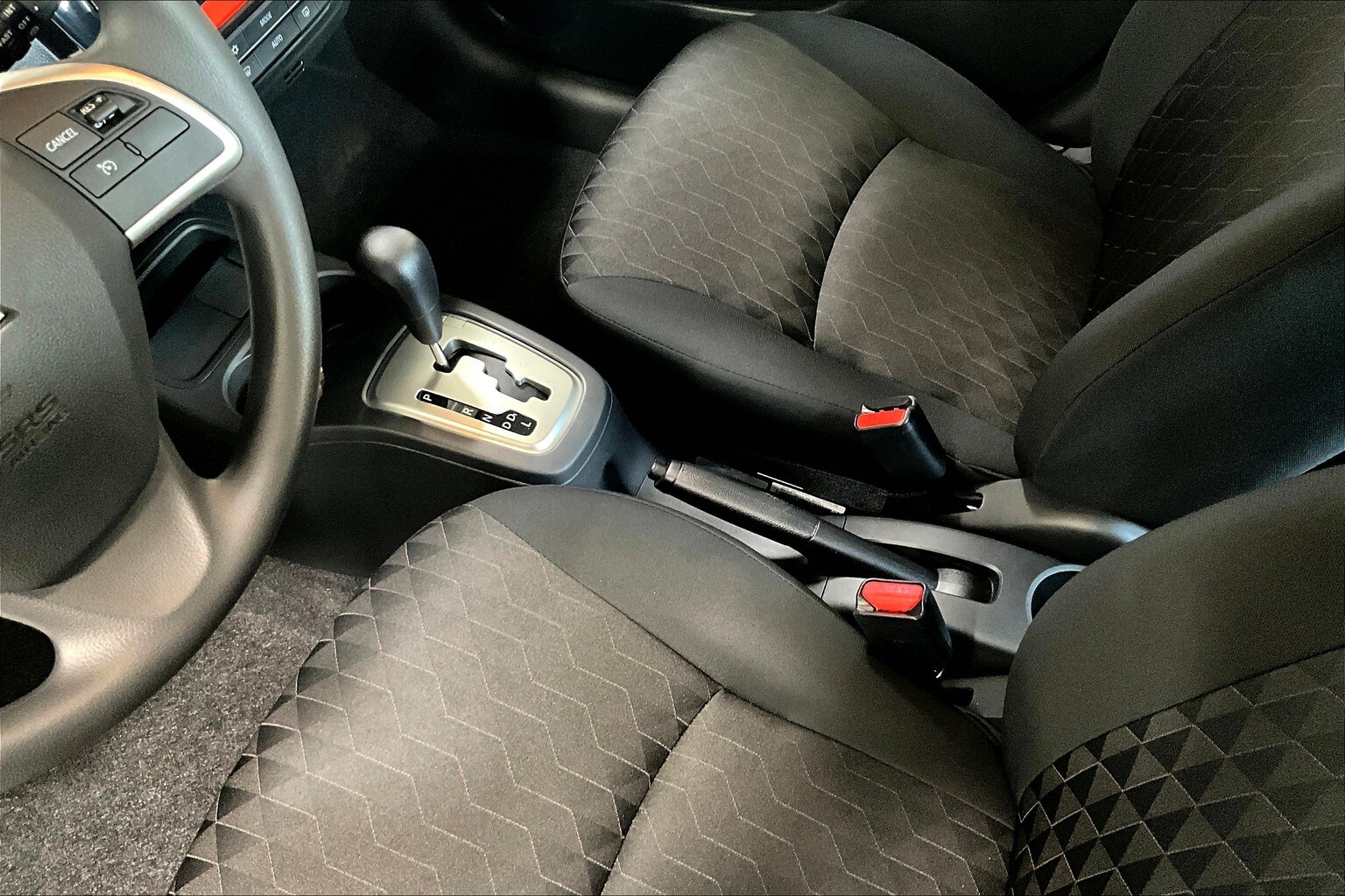 Vehicle image 8 of 14