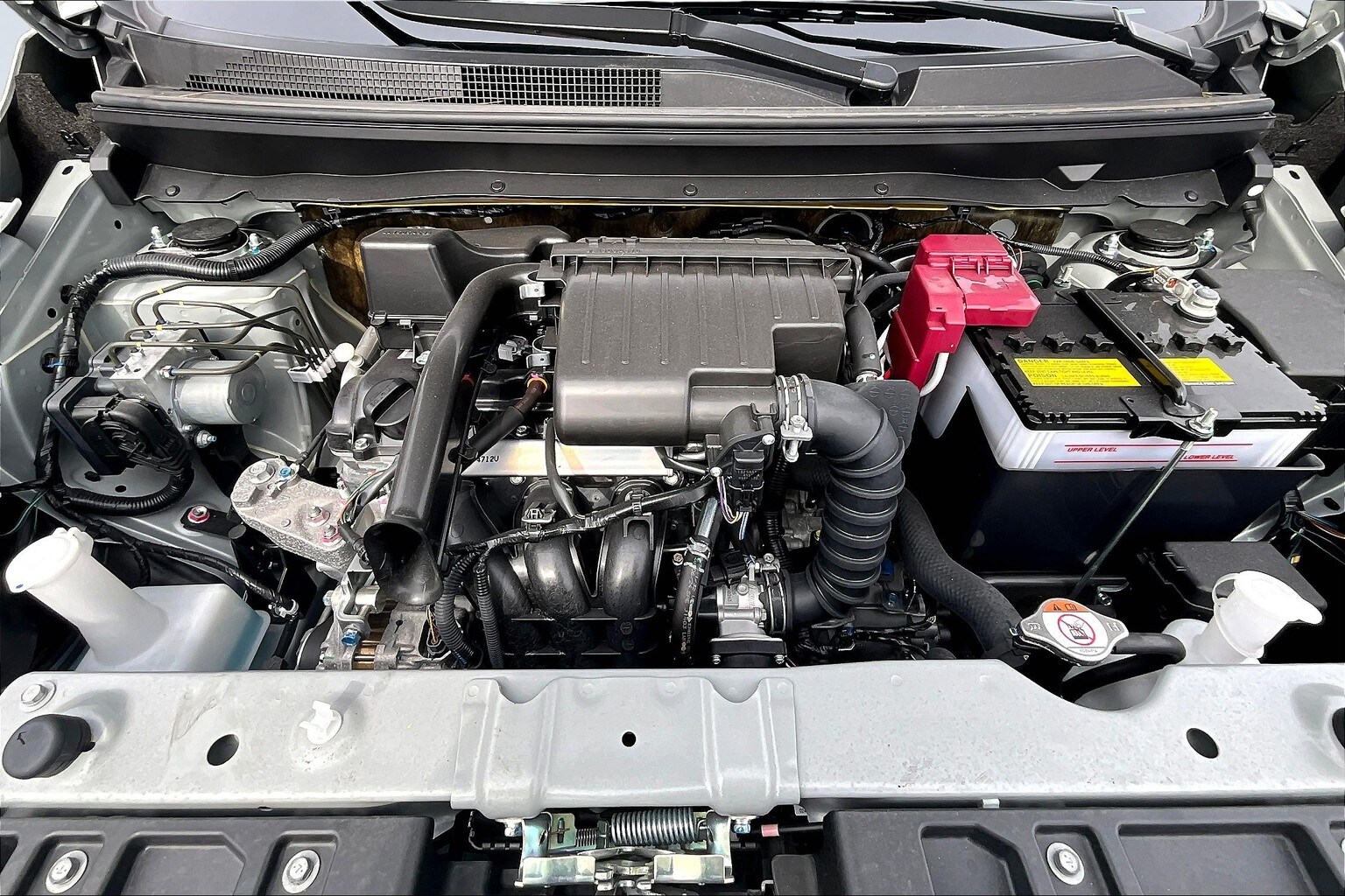 Vehicle image 11 of 14