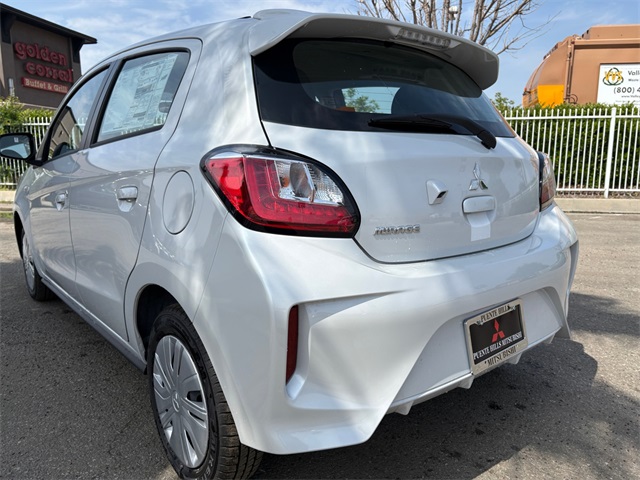 Vehicle image 8 of 25