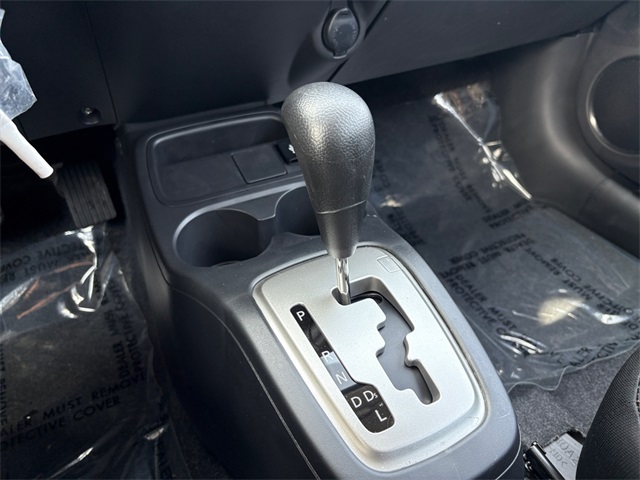 Vehicle image 18 of 25