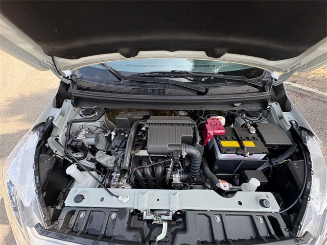 Vehicle image 24 of 25