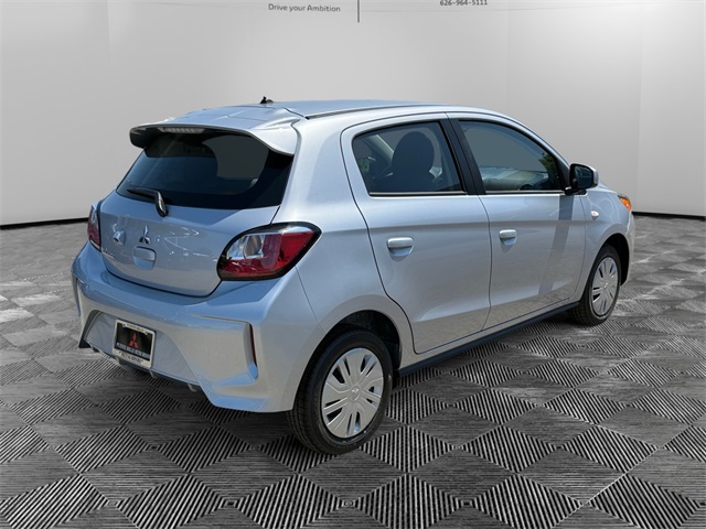 Vehicle image 5 of 32