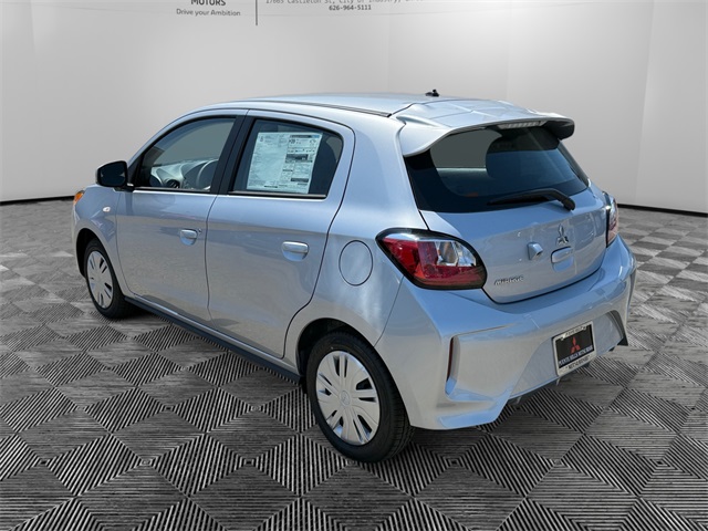 Vehicle image 7 of 32