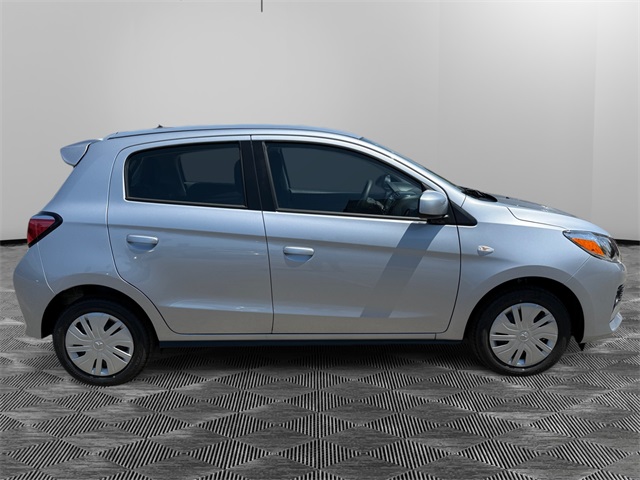 Vehicle image 4 of 32