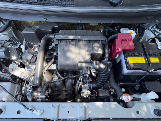 Vehicle image 26 of 32