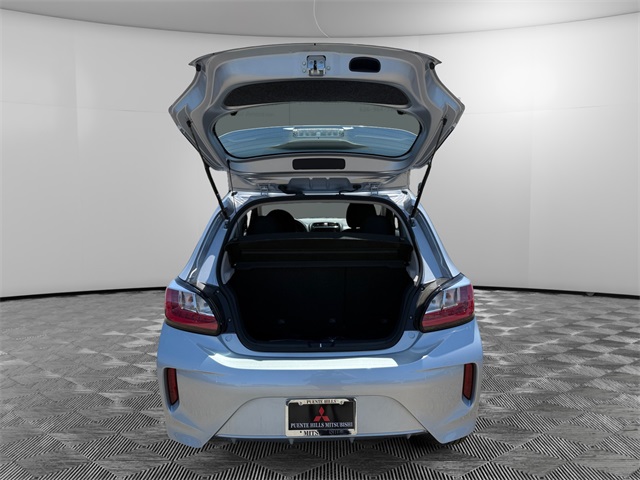 Vehicle image 9 of 32