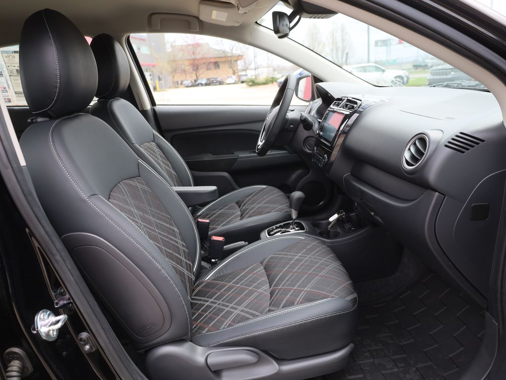 Vehicle image 12 of 39