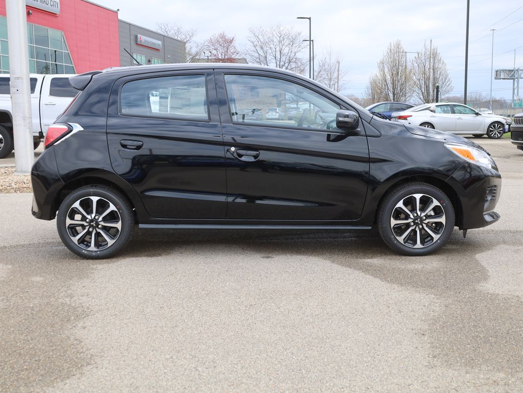 Vehicle image 5 of 39