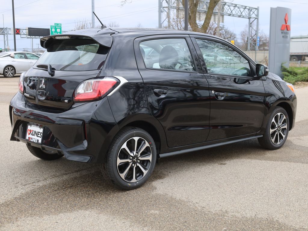 Vehicle image 6 of 39