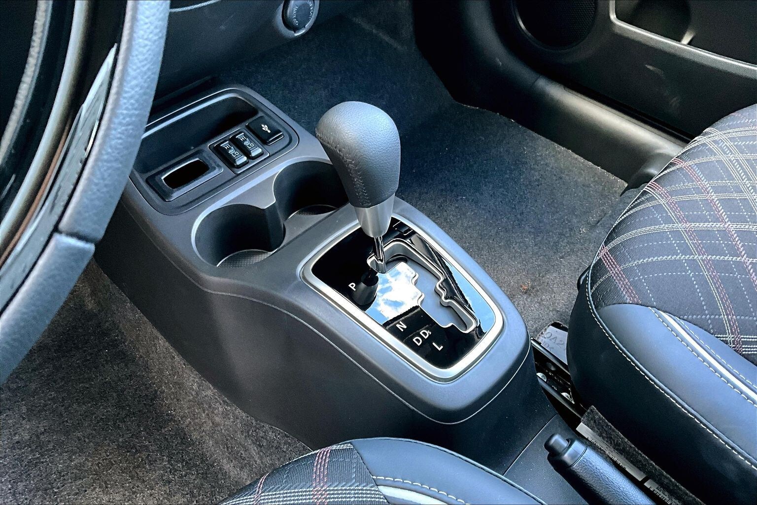 2024 Mitsubishi Mirage Image 11 of 14