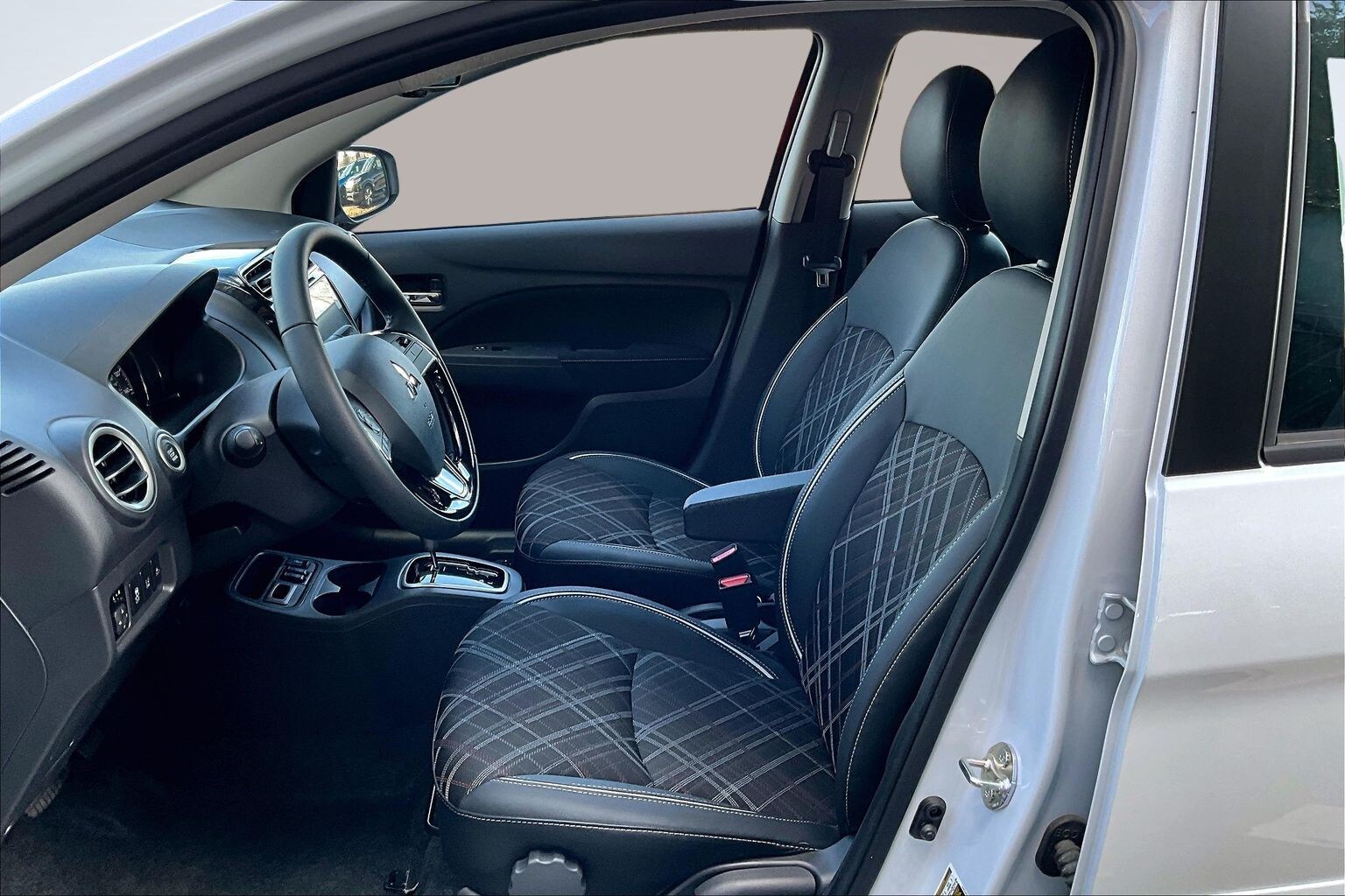 2024 Mitsubishi Mirage Image 7 of 14