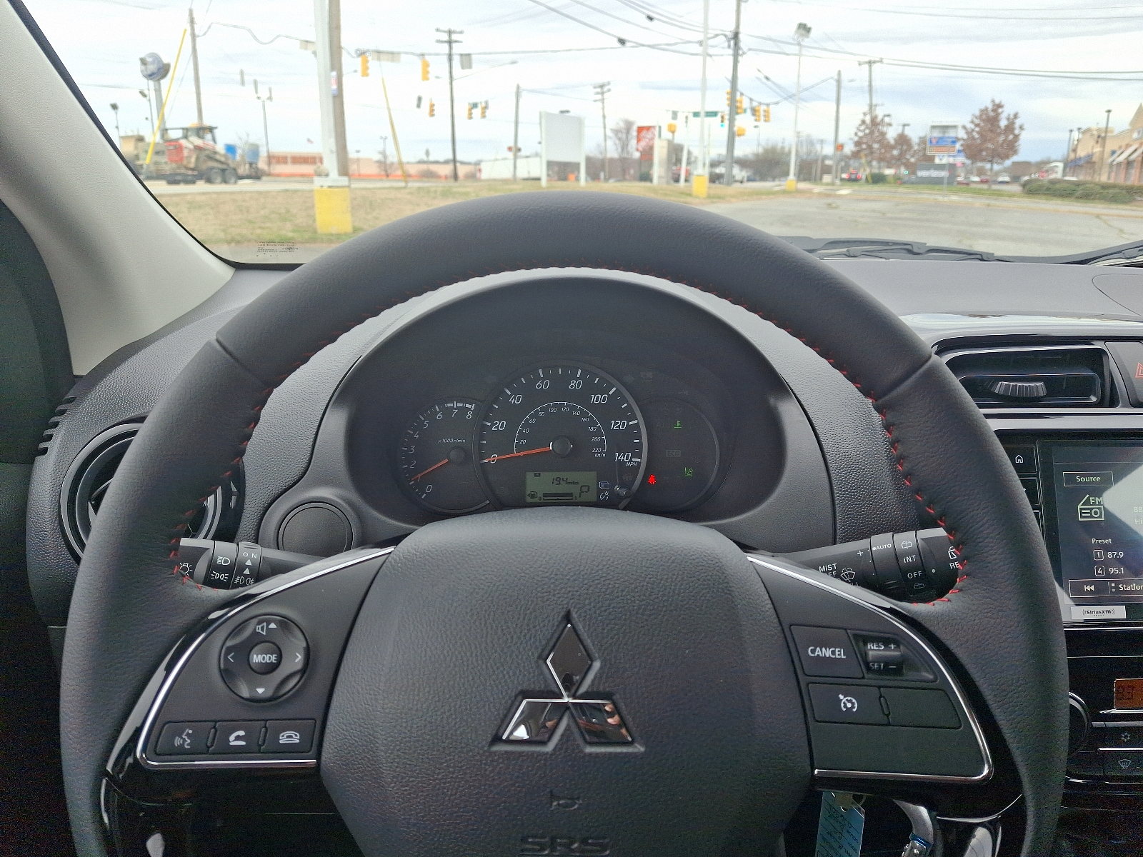 Vehicle image 9 of 11