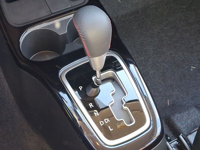 Vehicle image 7 of 11